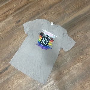 Gotham FC pride t shirt